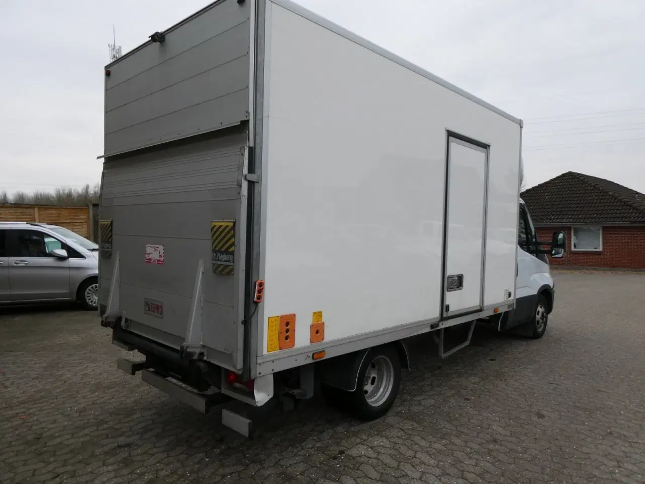 Billede 15 - Iveco Daily 2,3 35C16 Alukasse m/lift AG8