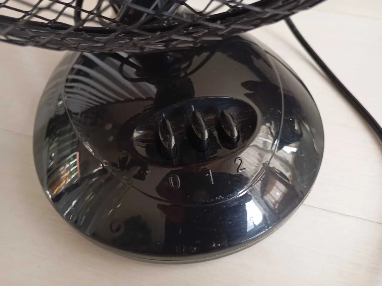 Billede 4 - Bordventilator med 3 hastigheder 