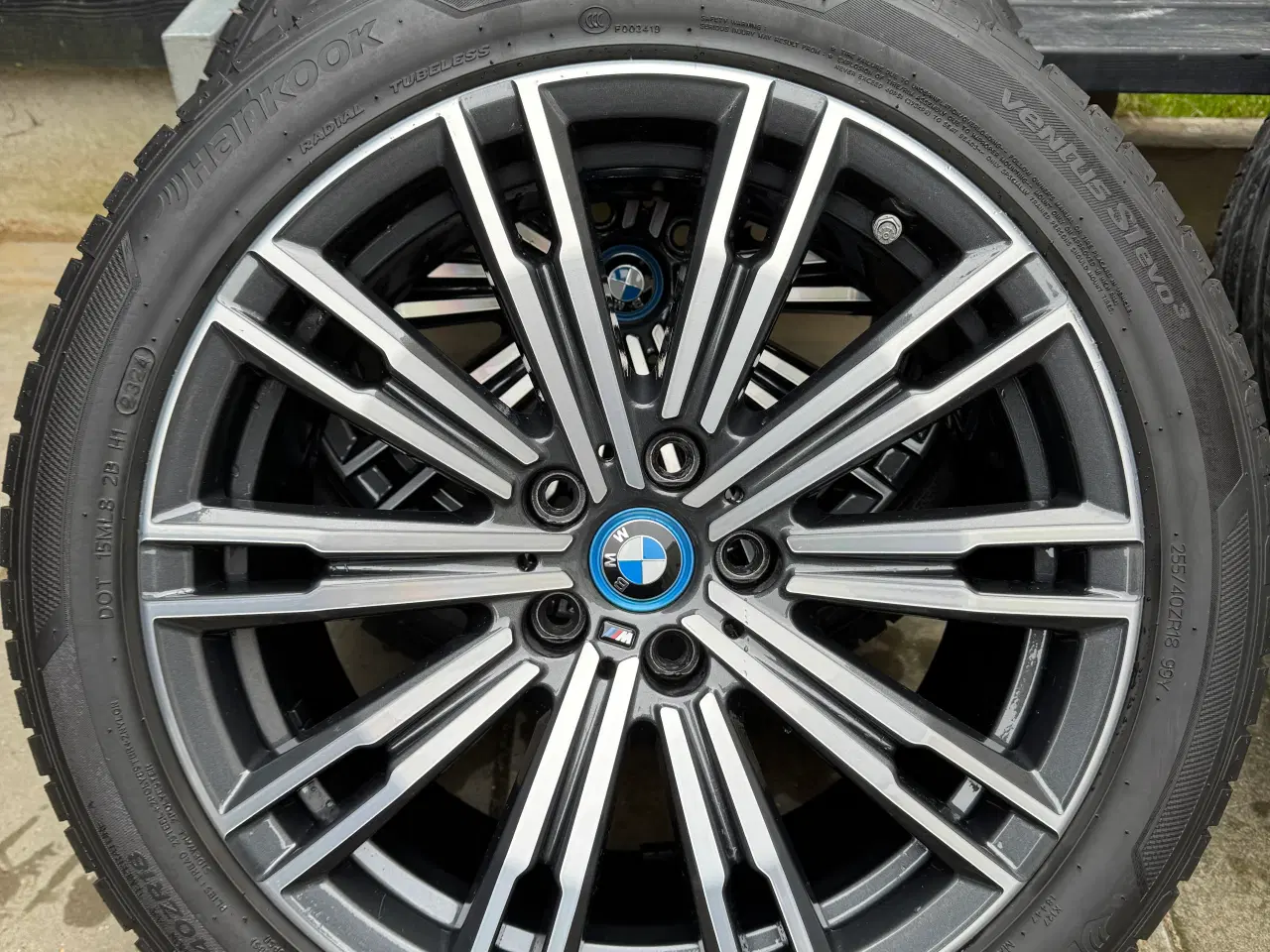 Billede 2 - BMW M fælge med sommerdæk