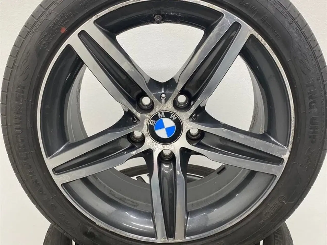 Billede 2 - 4stk 17" Org. BMW Alufælge Med Dæk "Sternspeiche 379" A64311 BMW E87 E90 E91 E81 E87LCI E90LCI E91LCI F20 F21 F22 F23 F21LCI F20LCI F22 LCI F23 LCI