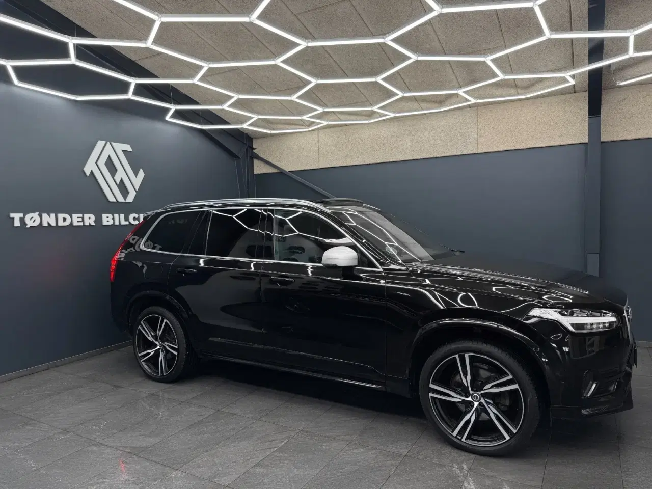 Billede 3 - Volvo XC90 2,0 D5 235 R-Design aut. AWD 7prs