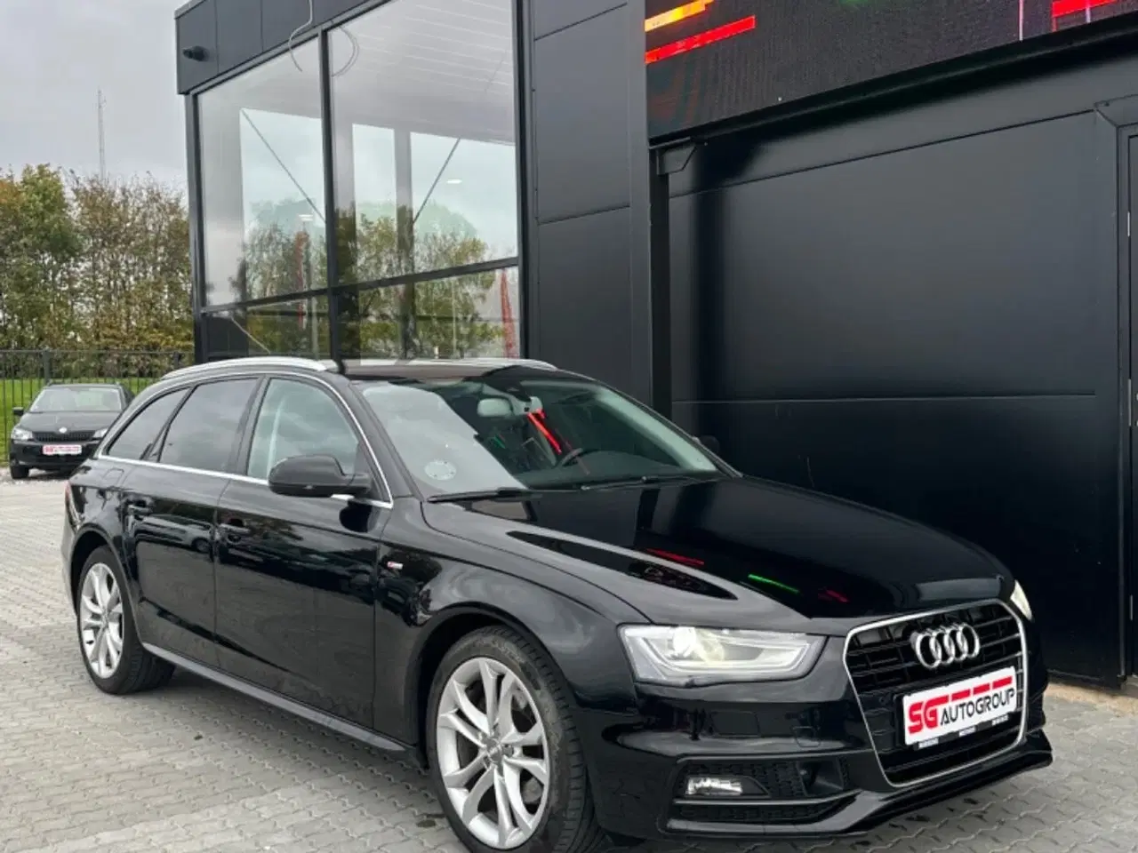 Billede 1 - Audi A4 2,0 TDi 150 S-line Avant Multitr.