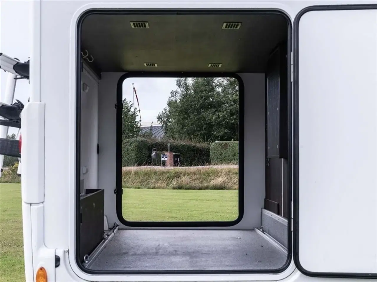 Billede 29 - 2020 - Benimar Tessoro 463   Meget velholdt Benimar T463 Northautokapp