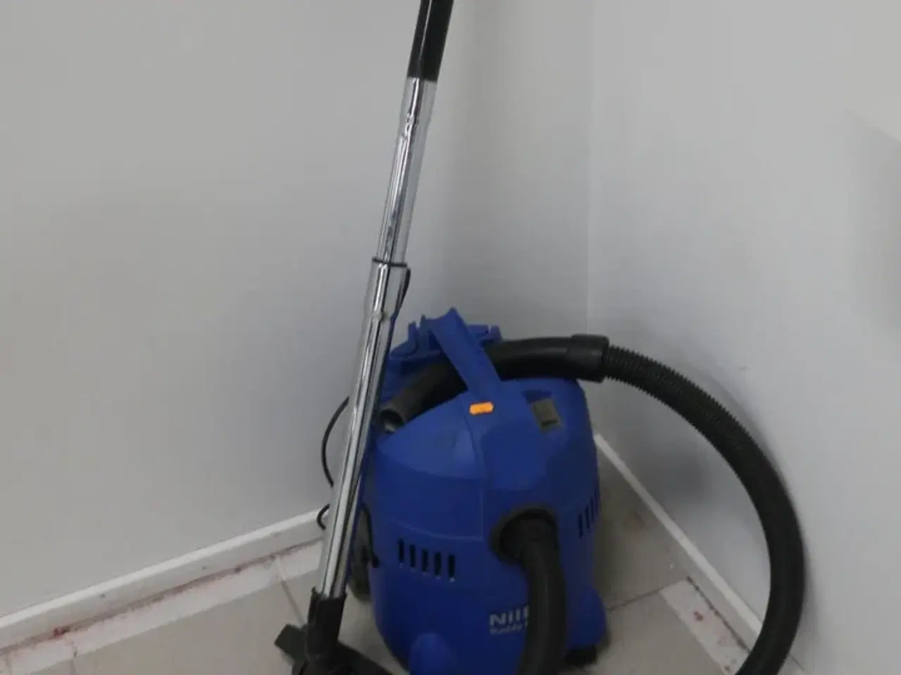 Billede 1 - Støvsuger NILFISK Buddy ii 12