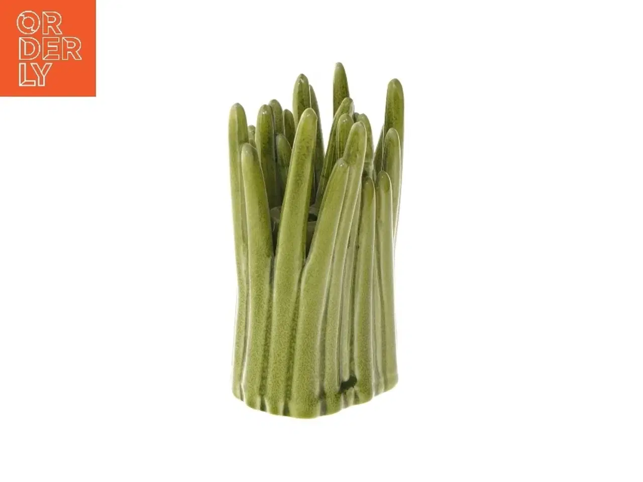 Billede 4 - Grøn keramisk vase (str. 14x7x9 cm) fra Normann Copenhagen