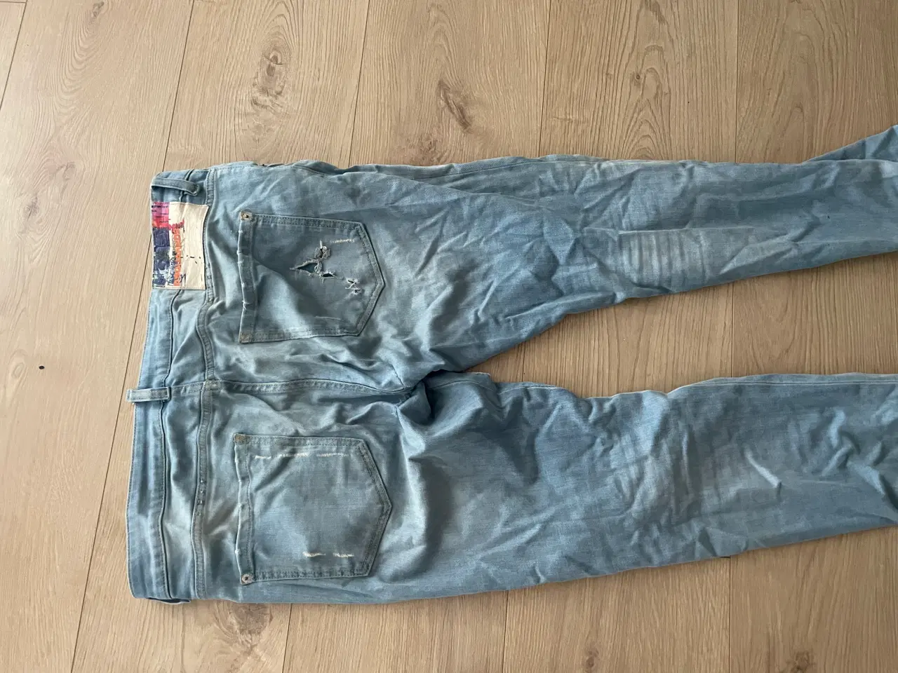 Billede 4 - DSQUARED bukser XXL