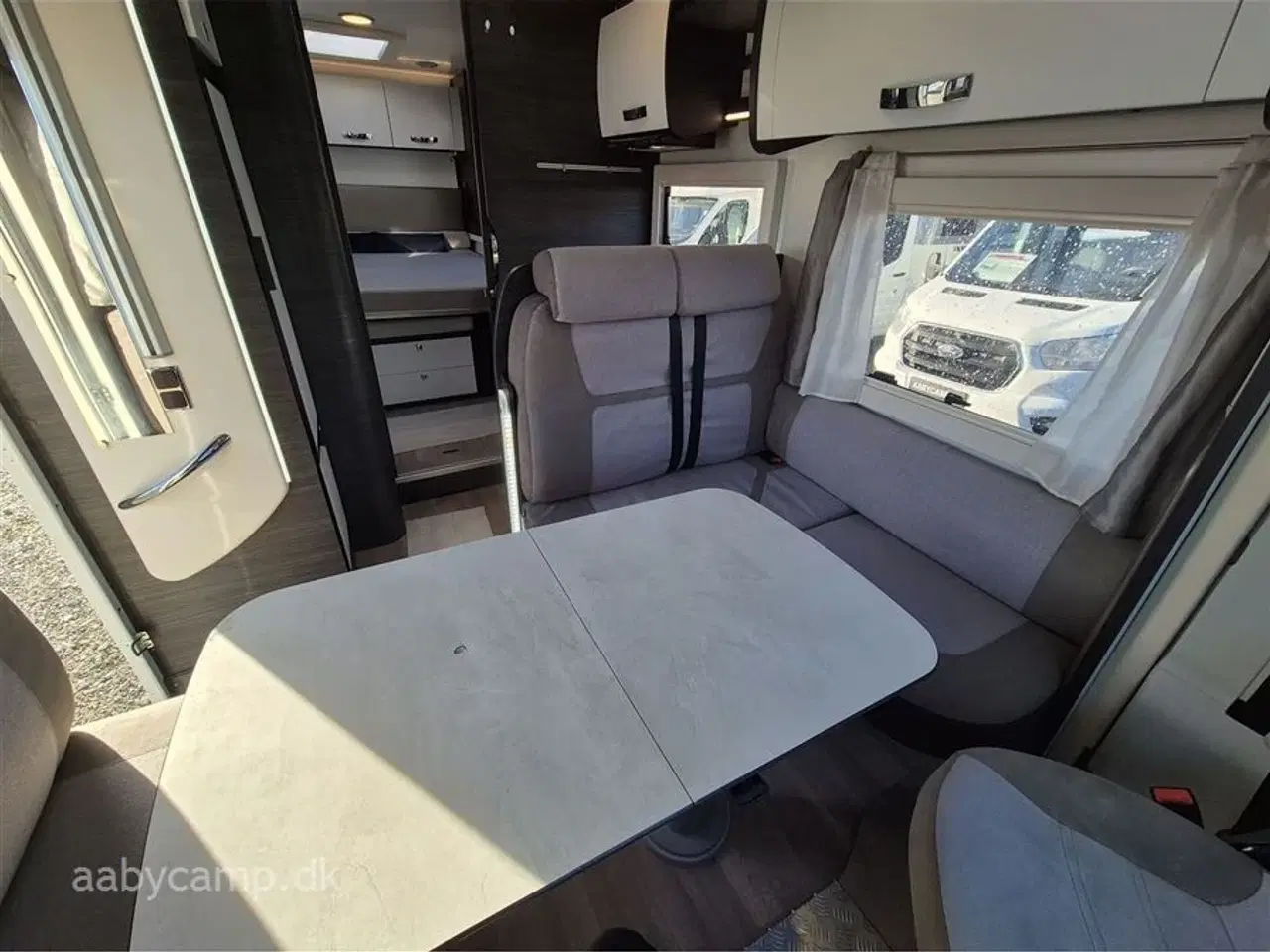 Billede 8 - 2020 - Benimar Mileo 296   markise. cykelstativ. batteri. solcelle. queensbed. 5 selepladser. Bemærk sælges Kun Til CVR!!