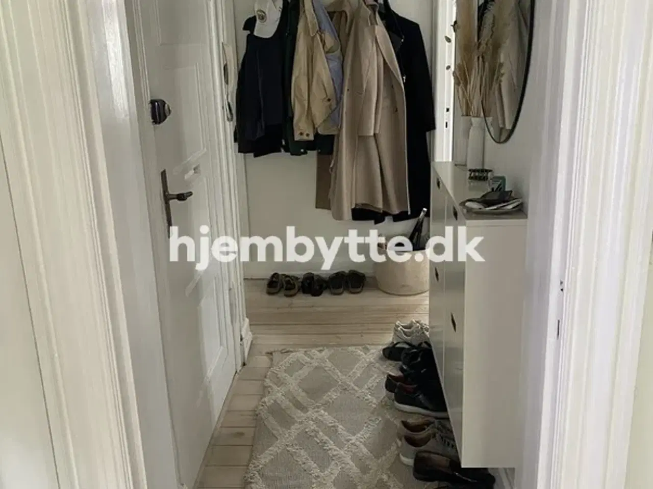 Billede 7 - Hjembytte - Genforeningspladsen