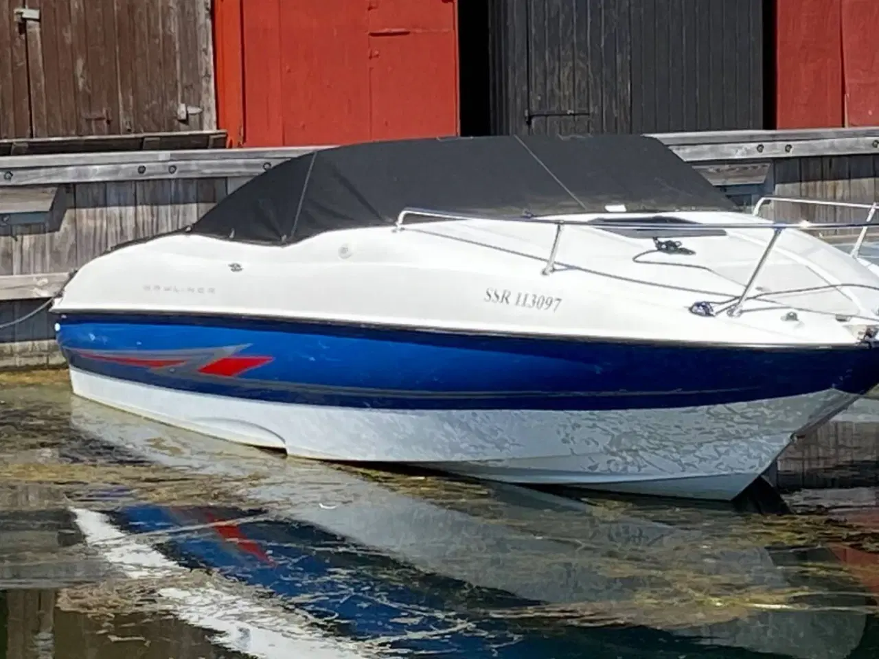 Billede 1 - Bayliner Capri 212 - 260 HK Mercruiser 5.0L/Udstyr