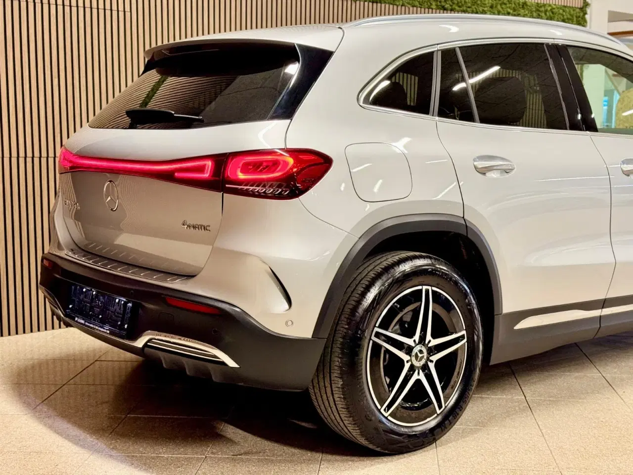 Billede 4 - Mercedes EQA350 AMG Edition 4Matic