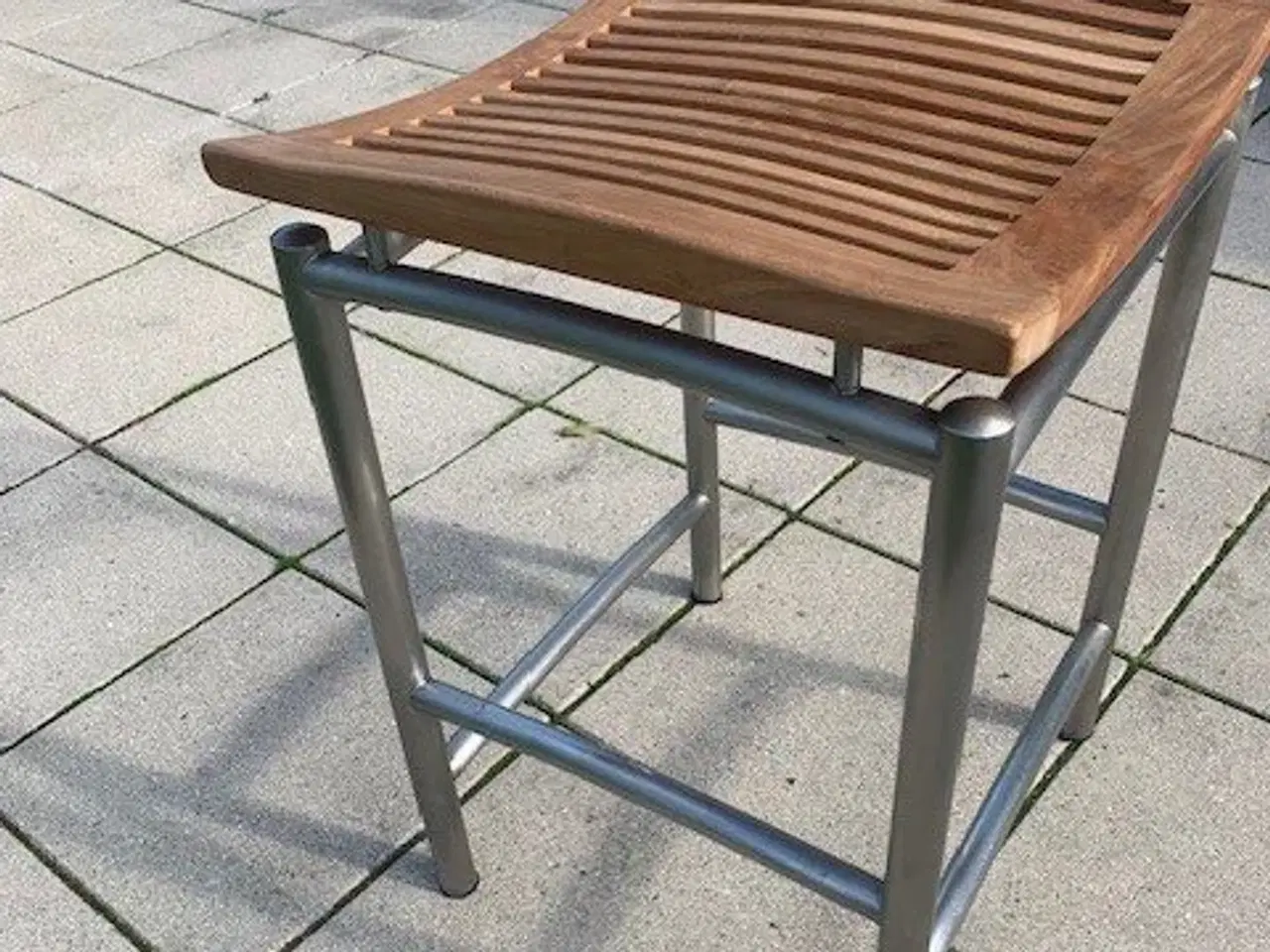 Billede 3 - barstole i rf stål og teak 2 stk samlet