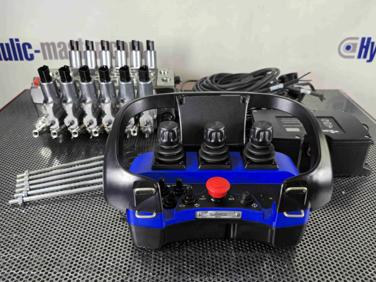 Billede 1 - Proportionalventil DPX100 og radiofjernbetjening
