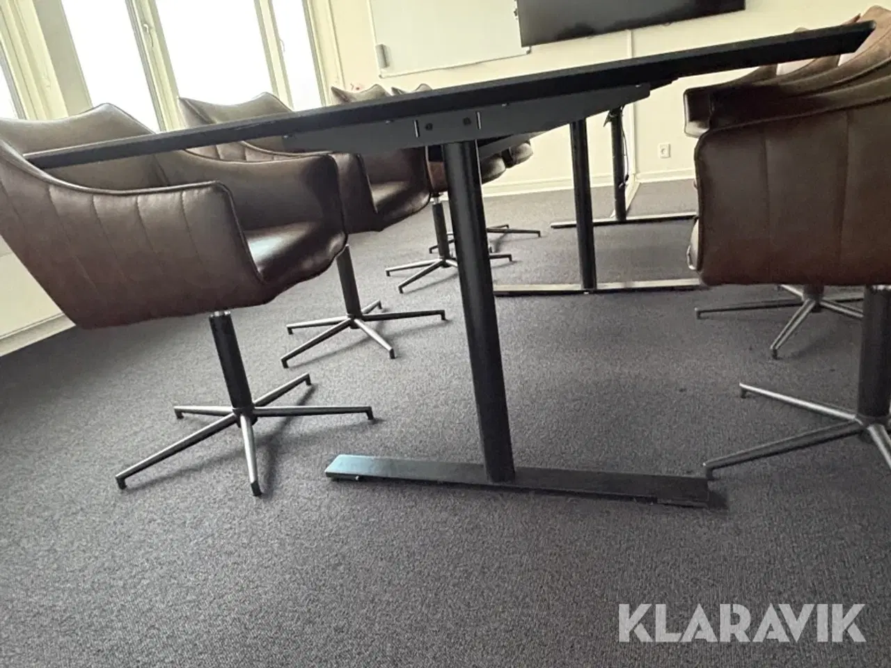 Billede 4 - Konferencebord med 8 stole i læder Dencon