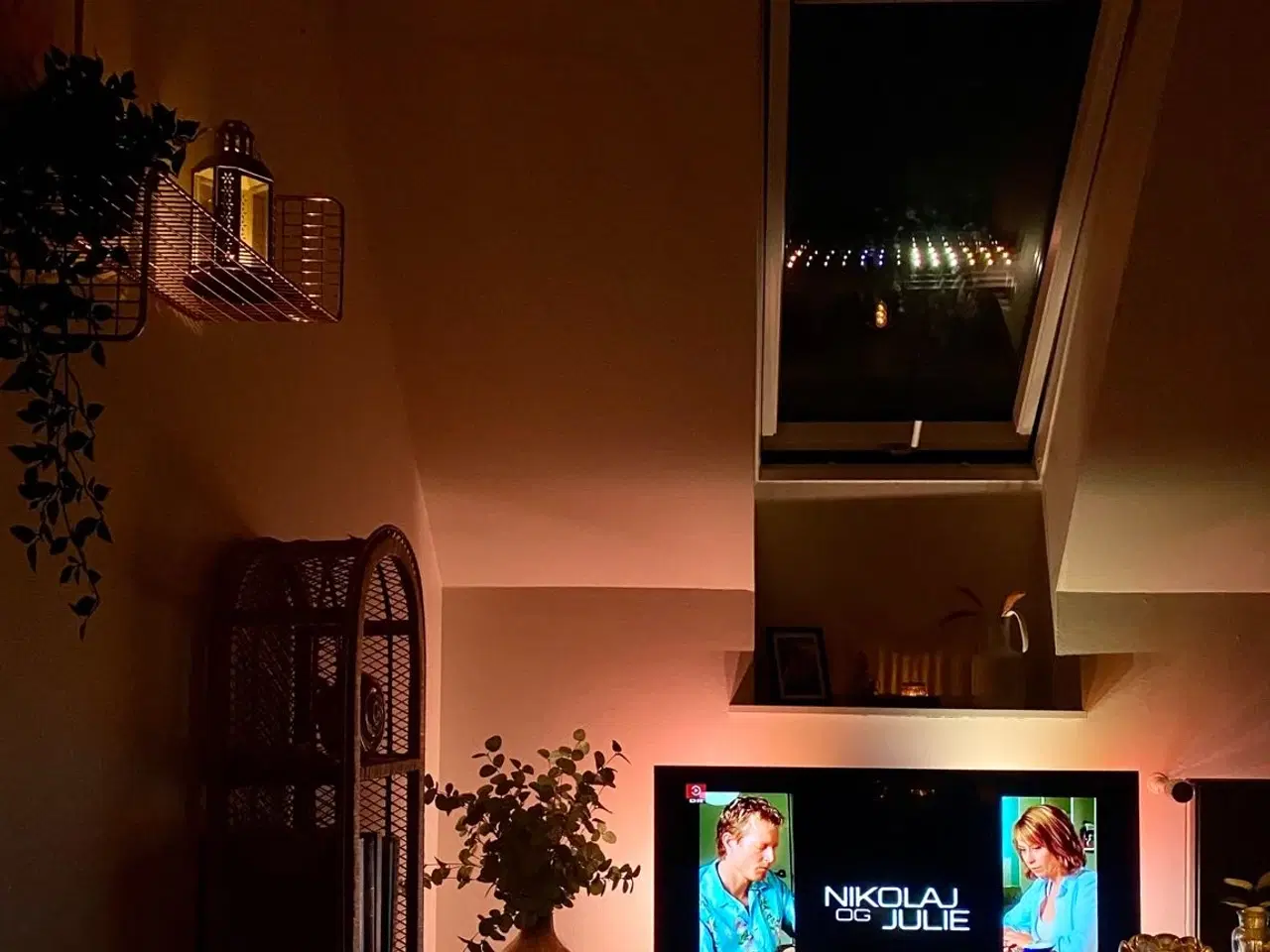 Billede 2 - Philips 50” Ambilight 4K Smart TV – som nyt (2025)