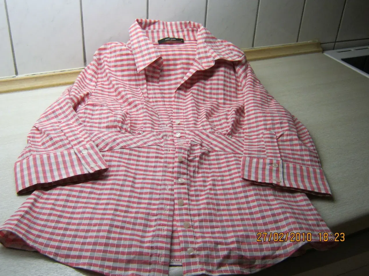 Billede 1 - Skjorte ternede fra Vero Moda,str M  