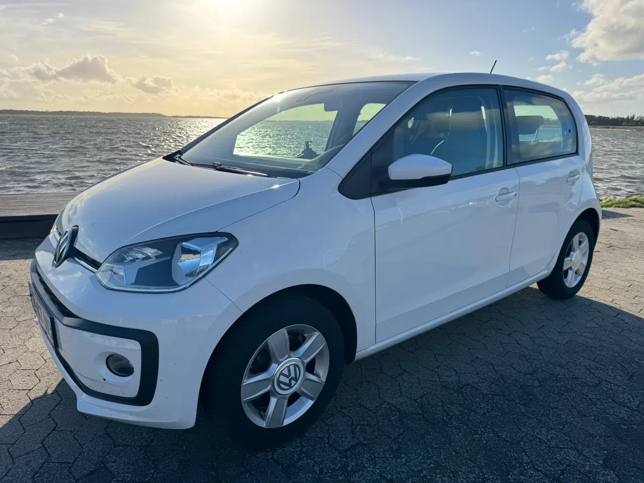 Billede 4 - Volkswagen Up! 1.0 MPI 60 HK – 5-dørs 