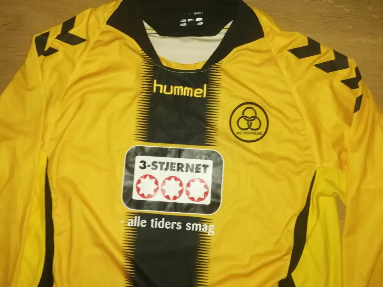 Billede 4 - AC HORSENS HOME 2014 LG ÆRM, STR. L, I FLOT STAND
