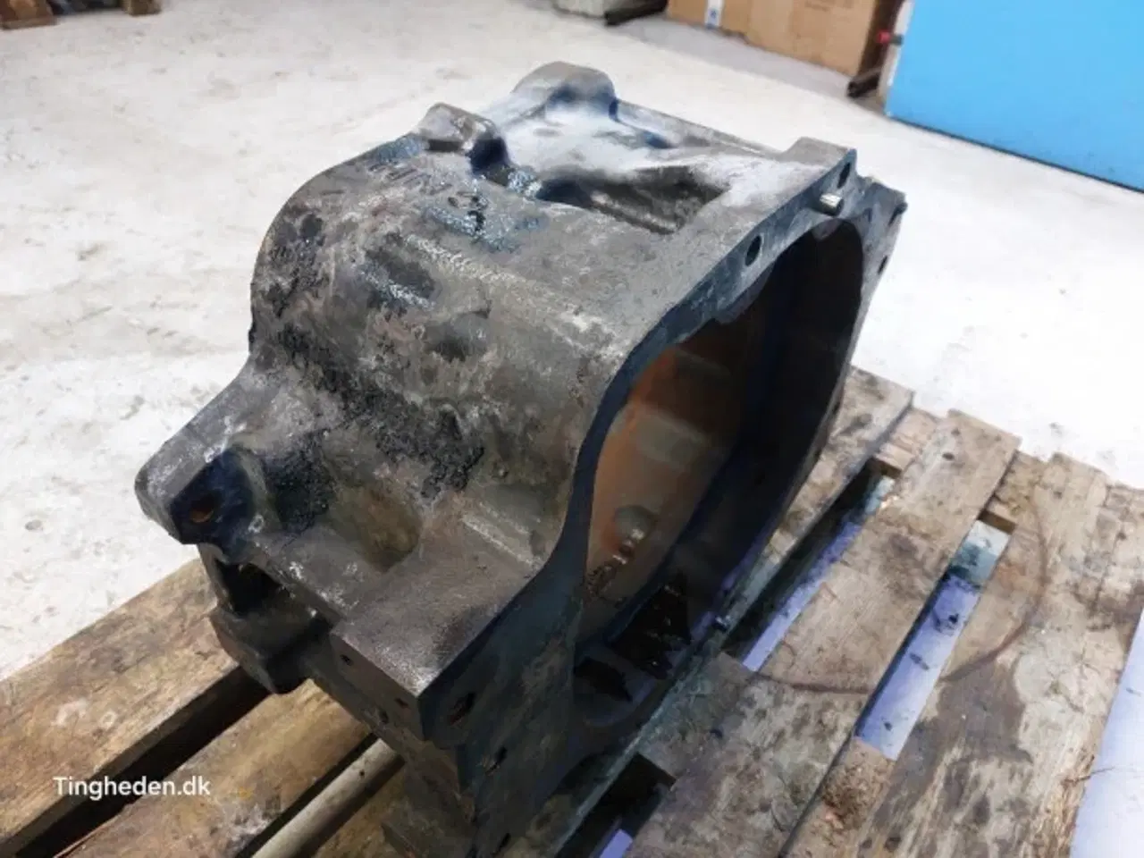 Billede 5 - New Holland T6 Afstandsstykke 47556462