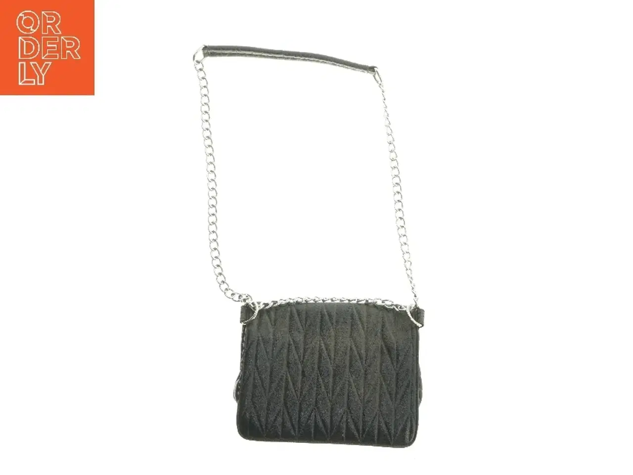 Billede 2 - Sort skuldertaske med kæderem (str. 26x20 cm)