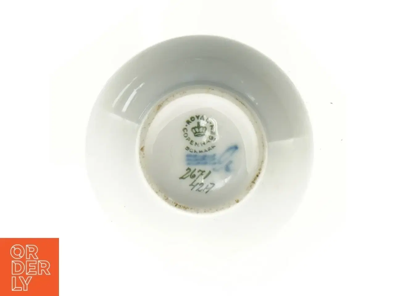 Billede 3 - Royal Copenhagen vase dekoreret med svaler no. 2671/42A fra Royal Copenhagen (str. 6 x 7 cm)