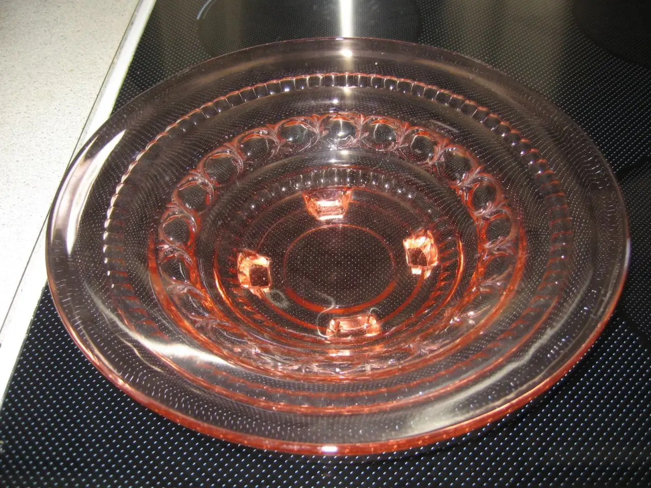 Billede 1 - Flot glasskål - Jordbærfarvet