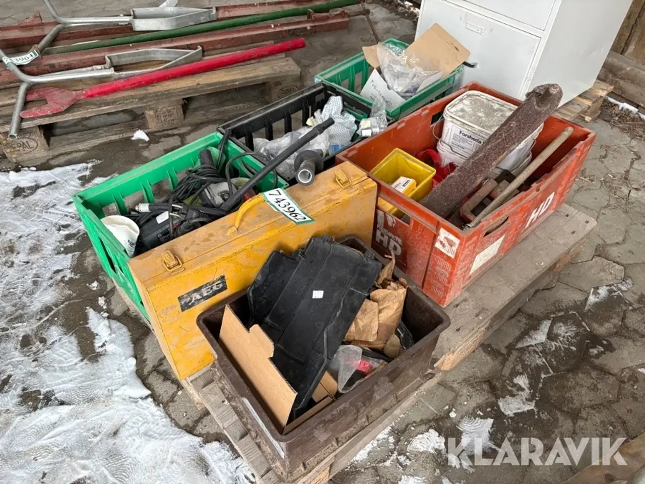 Billede 1 - Assorteret værktøj og smådele - 1 palle