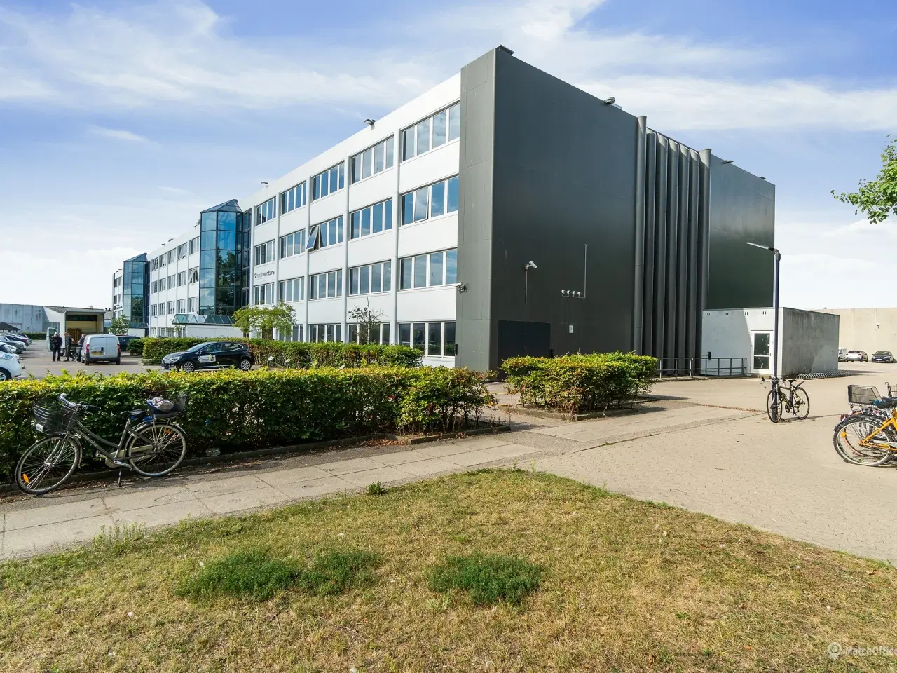 Billede 2 - Kontor med god indretning