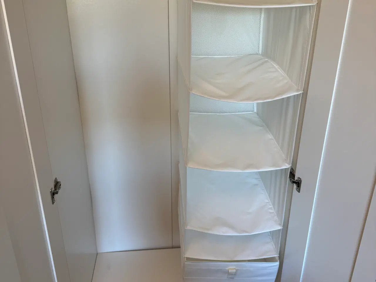 Billede 4 - IKEA Brimnes garderobeskab 