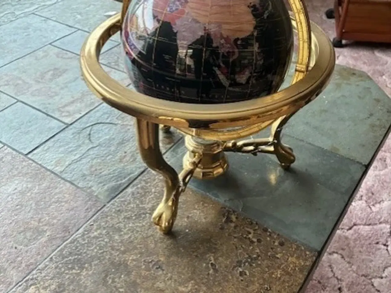 Billede 1 - Bordglobus med messingramme
