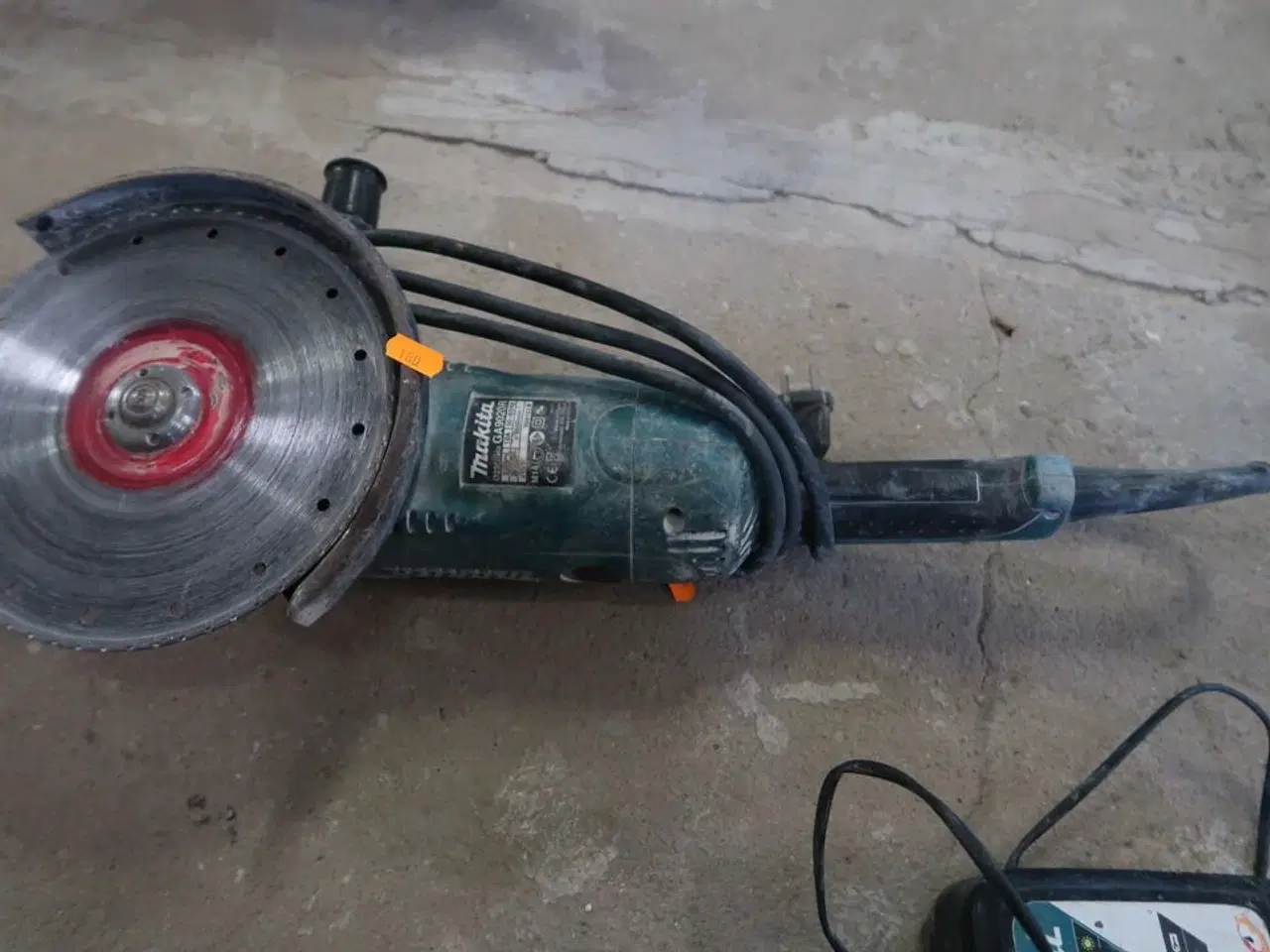 Billede 4 - Vinkelsliber MAKITA GA9020R