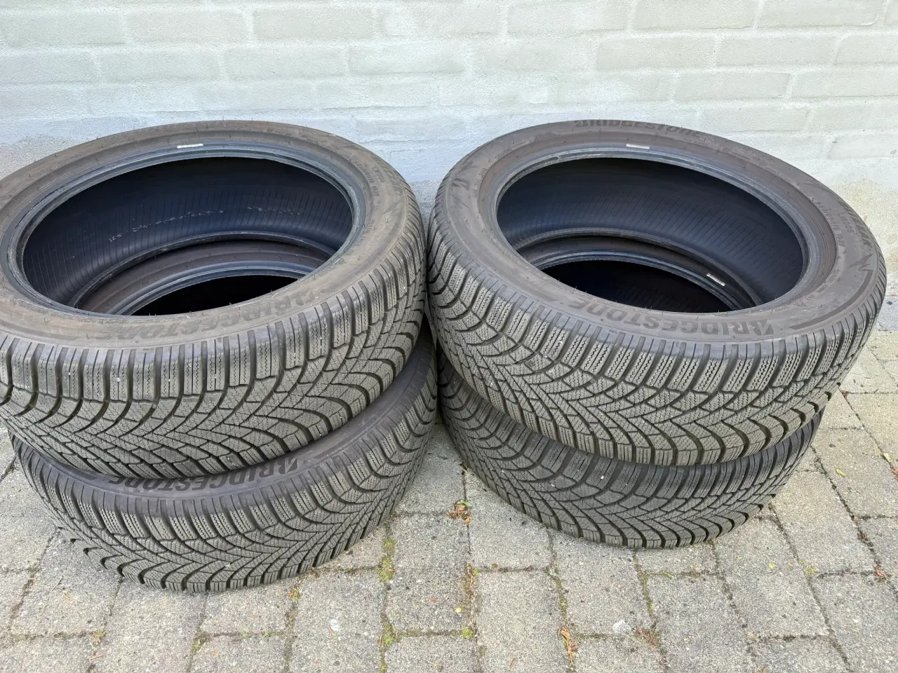 Billede 2 - Vinterdæk - BRIDGESTONE LM005 235/50x19 V 103