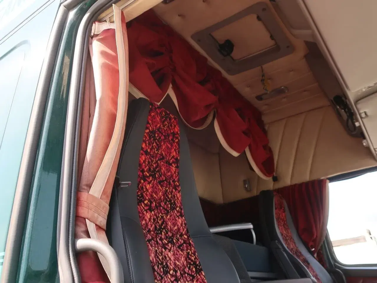 Billede 31 - Lastbil m. kran VOLVO FMX