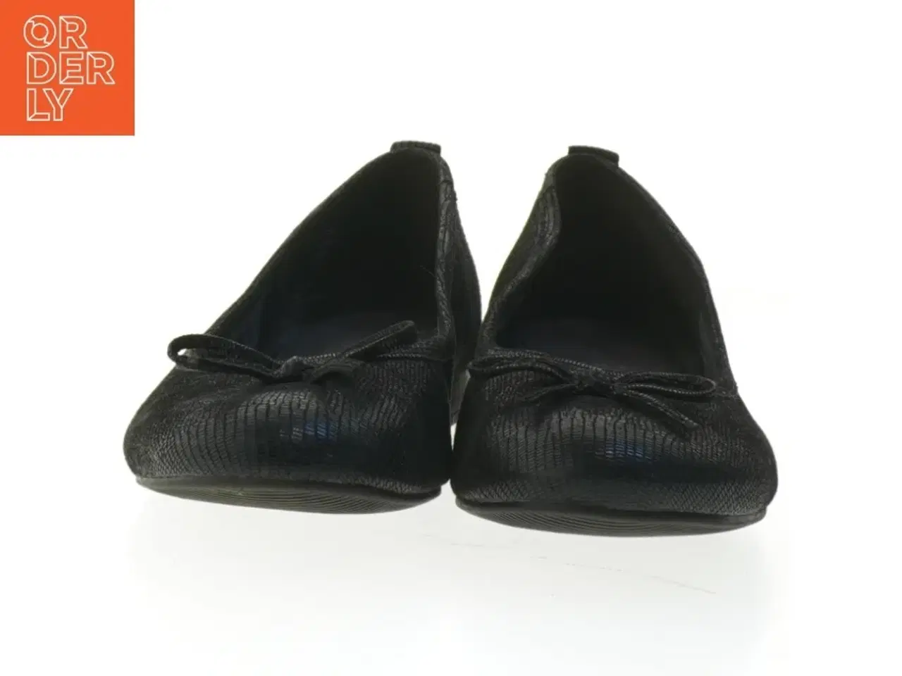 Billede 4 - Sort ballerina sko størrelse 38 fra Tamaris (str. 38 )