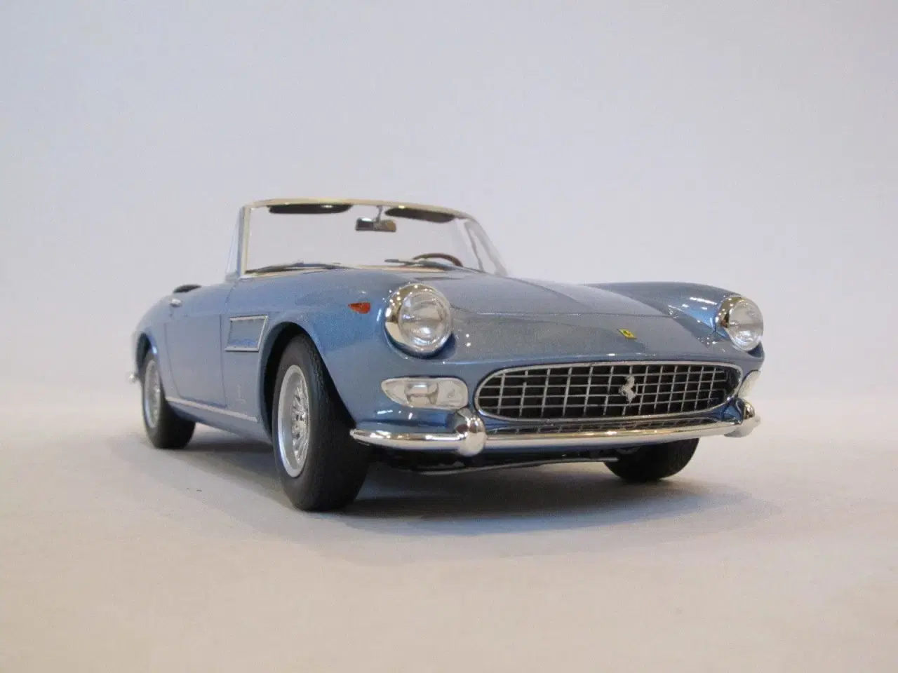 Billede 4 - 1964 Ferrari 275 GTS Pininfarina Spyder - 1:18  