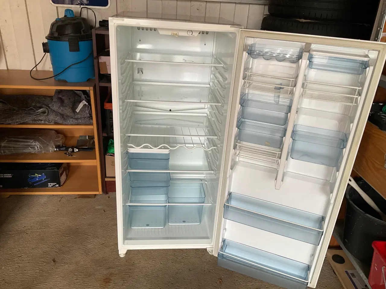 Billede 2 - Gratis afhentning køleskab 137cm høj