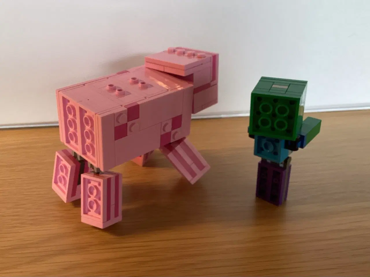 Billede 2 - Lego Minecraft nr. 21157 Grisefigur med Zombieunge