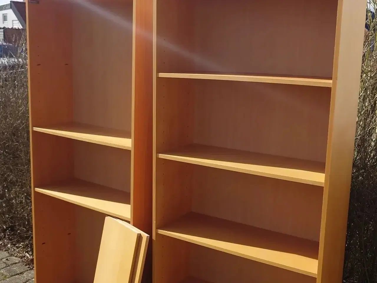 Billede 1 - To bøgereoler