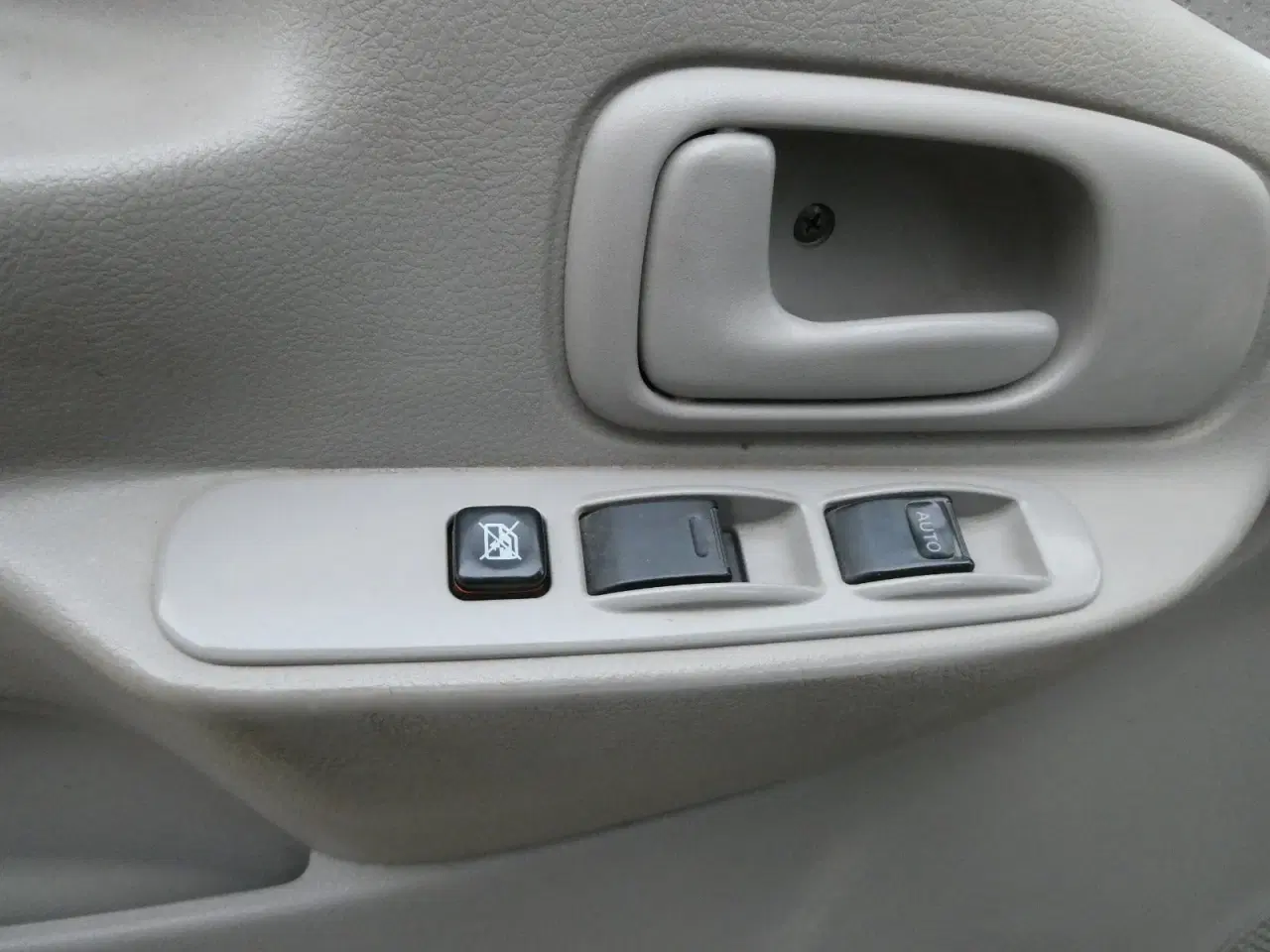 Billede 4 - Toyota Dyna 150 3,0 D-4D S.Kab m/lad