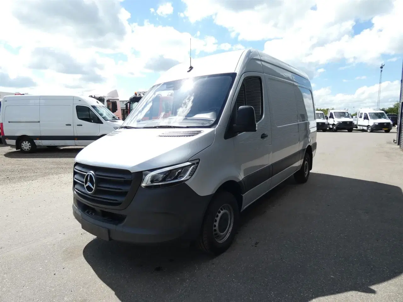 Billede 5 - Mercedes-Benz Sprinter 319 2,0 CDI A2 H2 RWD 9G-Tronic 190HK Van Aut.