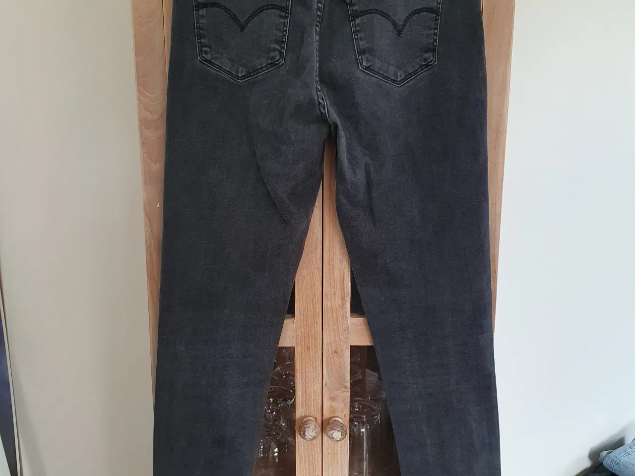 Billede 2 - Skinny jeans, Levi's str. 28