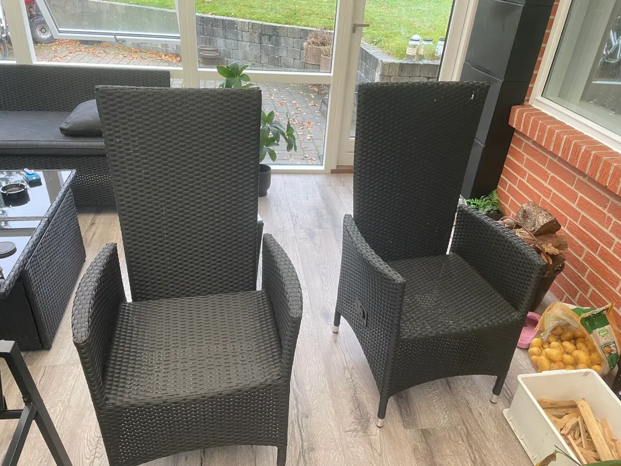 Billede 1 - Sælger de her to stole med positioner Flot velhol