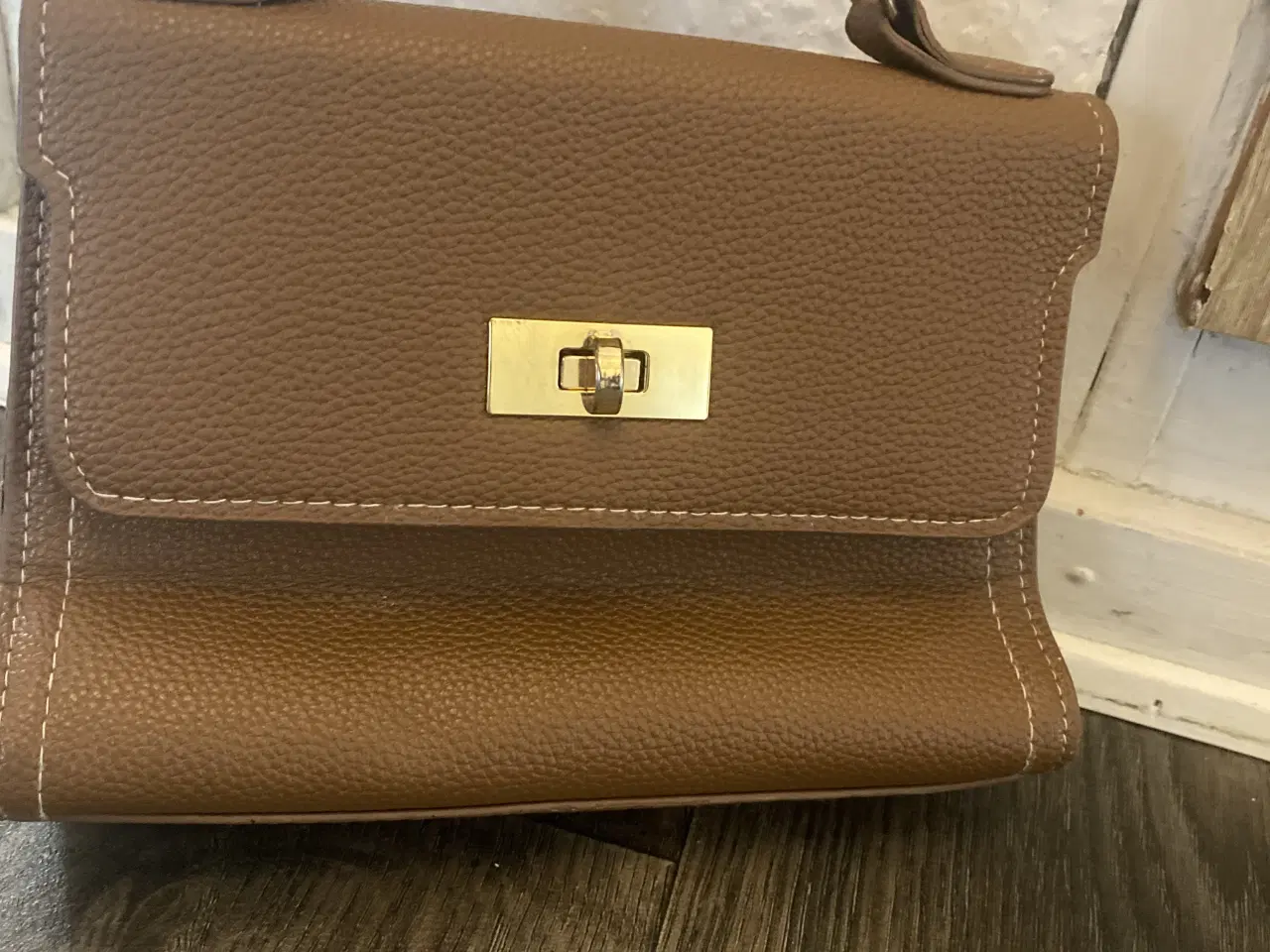 Billede 1 - Brun taske