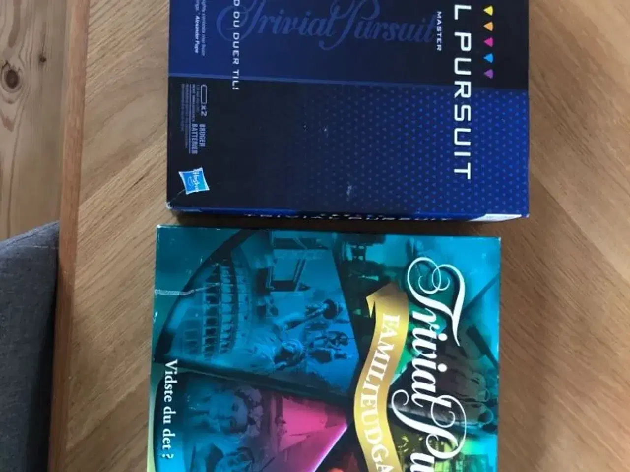 Billede 1 - 2 gamle Trivial Pursuit spil