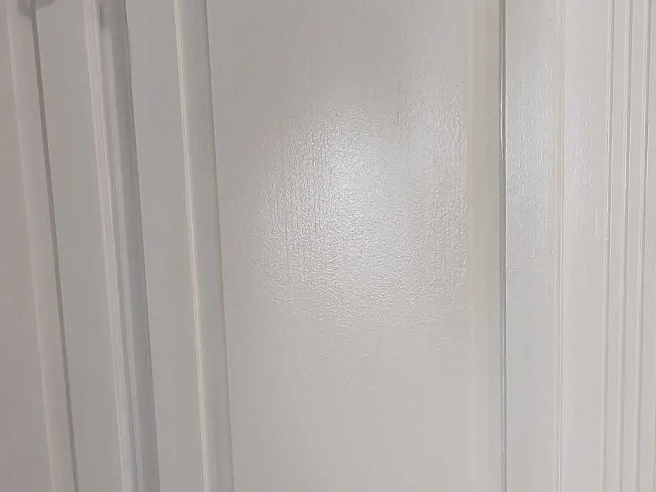 Billede 4 - Ny malet Karlekammerskab