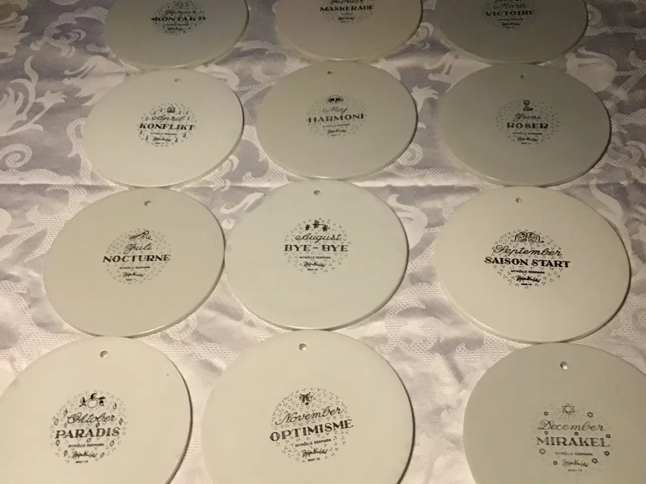 Billede 7 - Bjørn Wiinblad smørebrætter / Sorte