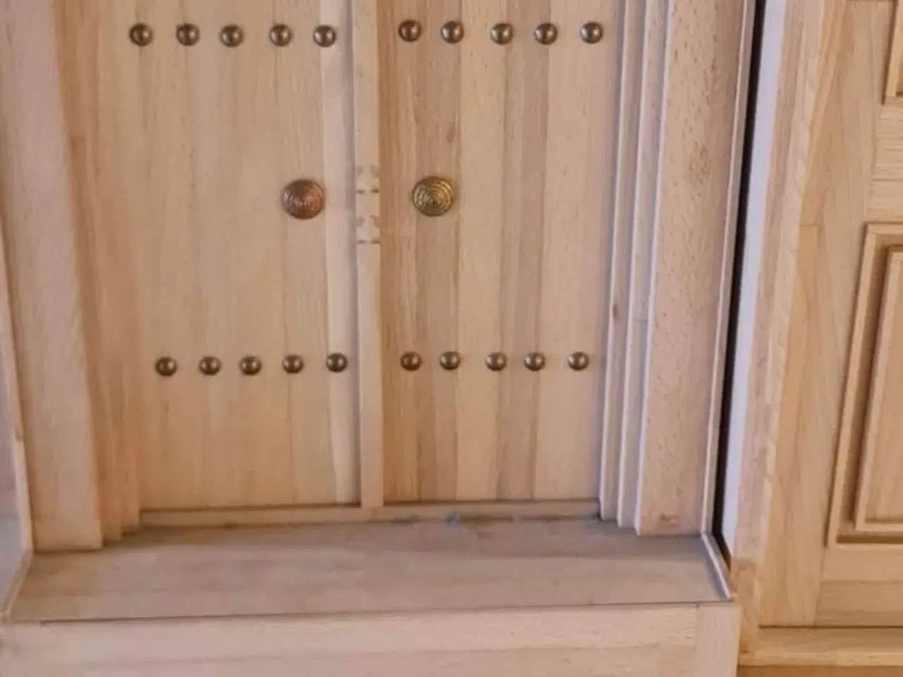 Billede 5 - Små håndlavet trædøre