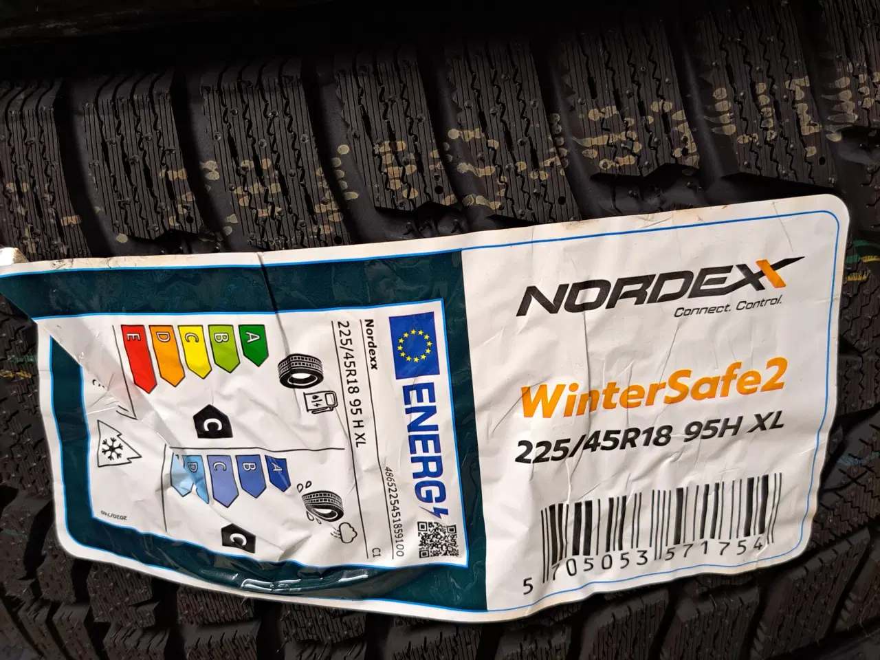 Billede 2 - Vinterdæk til bmw m sport eller mercedes amg 