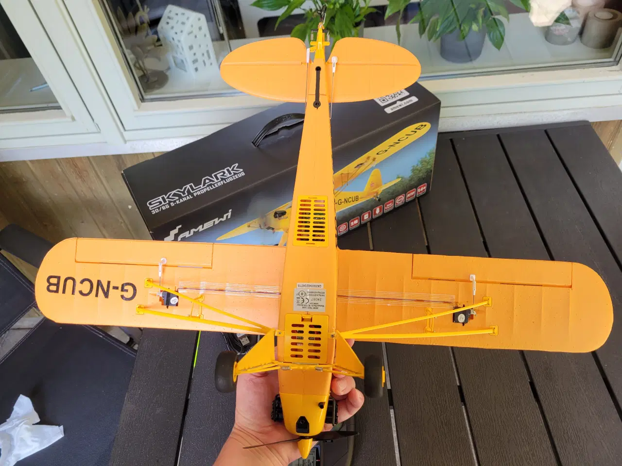 Billede 4 - Fjernstyret flyver 