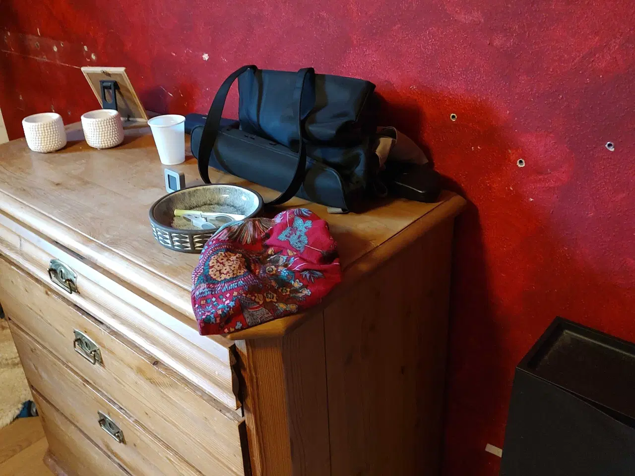 Billede 2 - Antik kommode til salg 🪑✨  Smuk og charmerende an