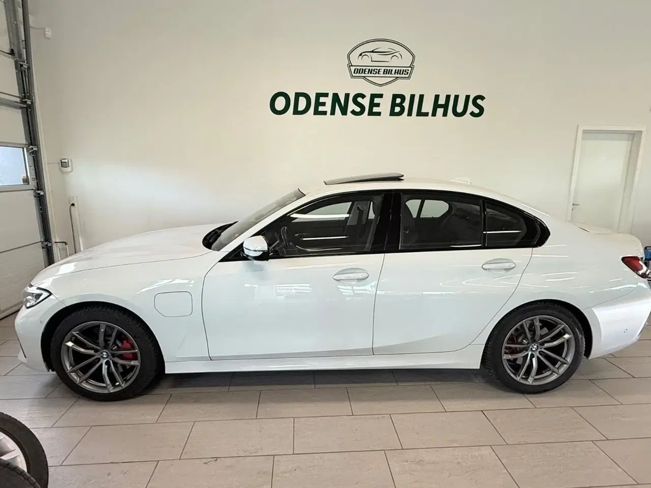 Billede 2 - BMW 330e 2,0 Sport Line aut.